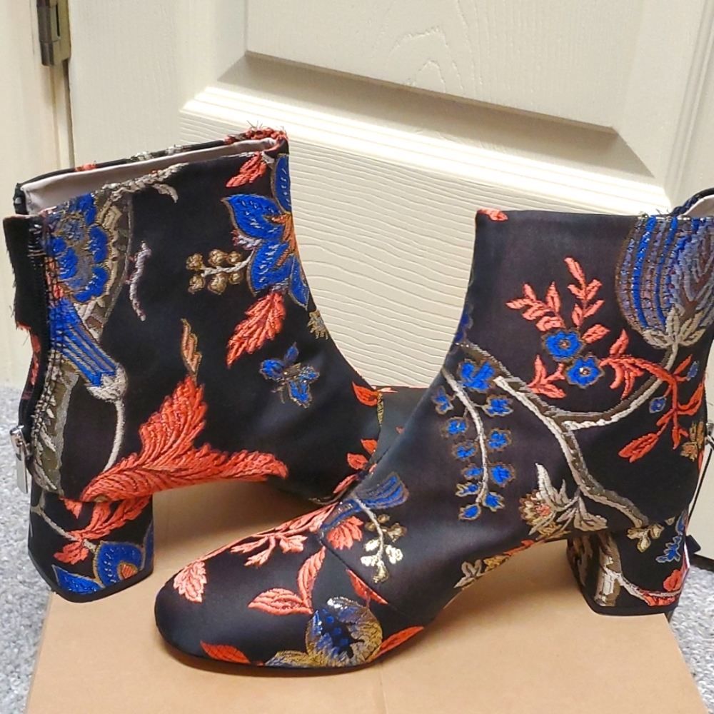 NWT Zara Boots!